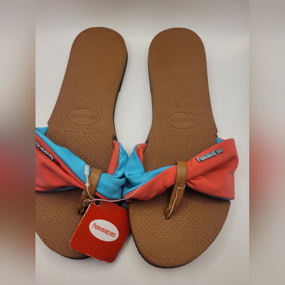 Havaianas Women's Red and Blue Sandals
